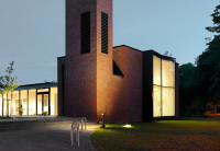 Christuskirche und Gemeindezentrum Rostock // Architekturfotograf Rostock